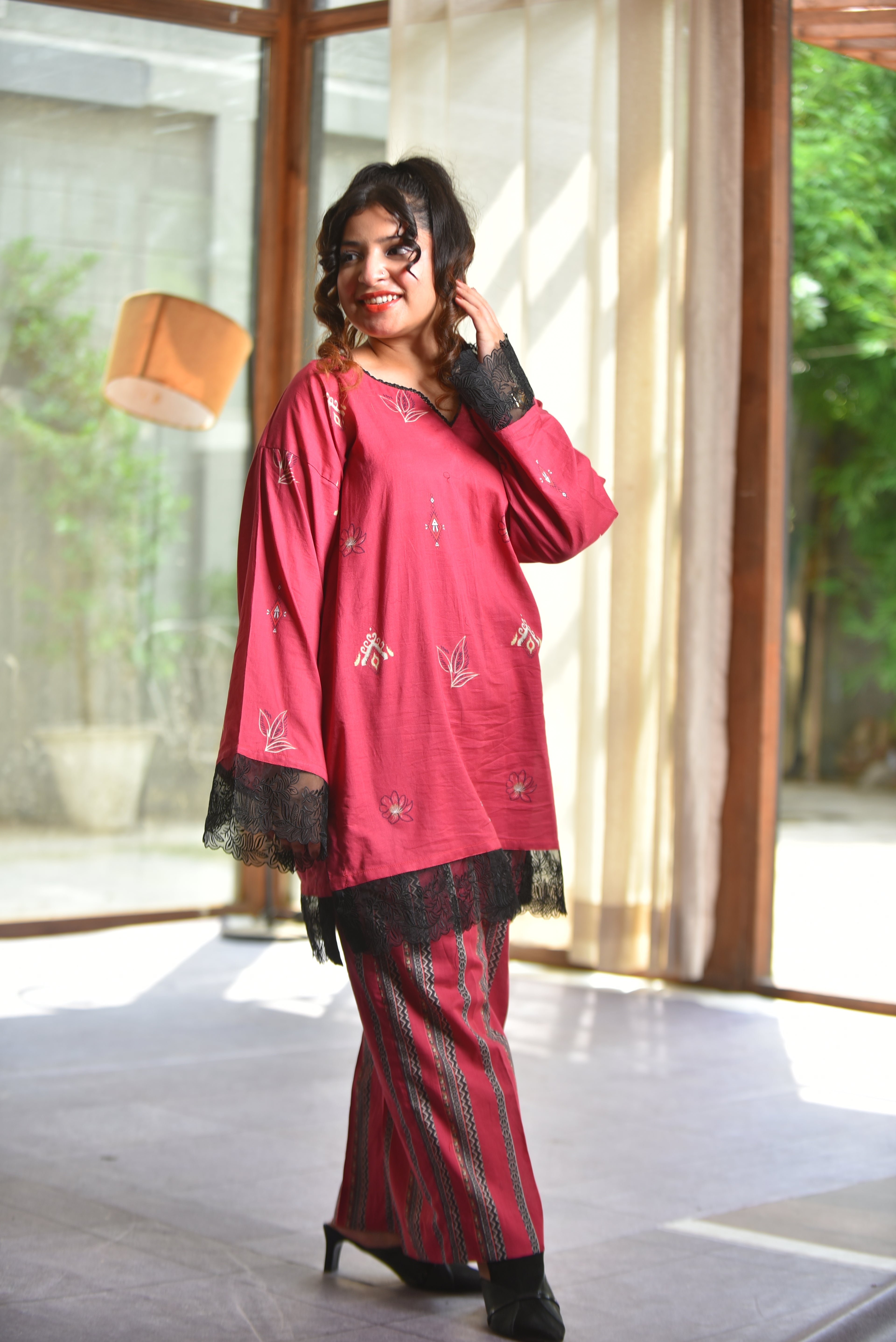 Nigah (Maroon 2pc)