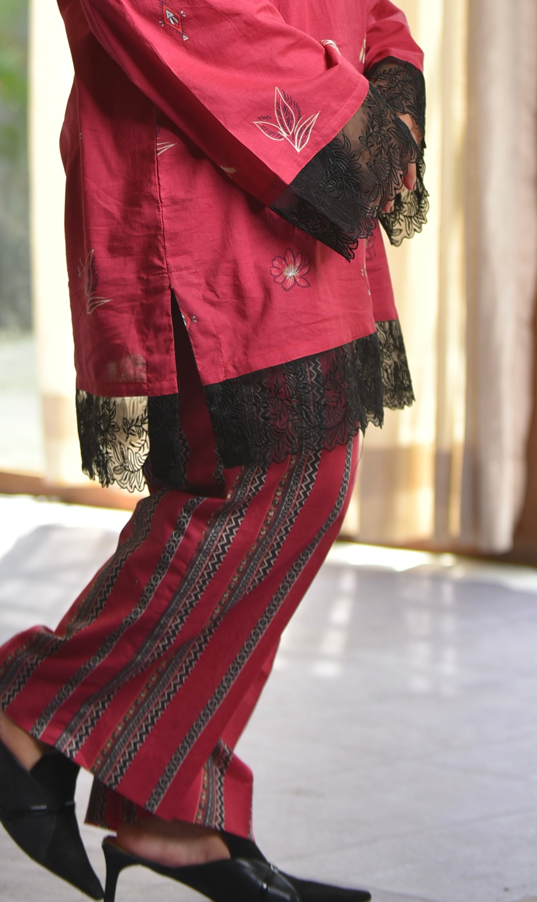 Nigah (Maroon 2pc)