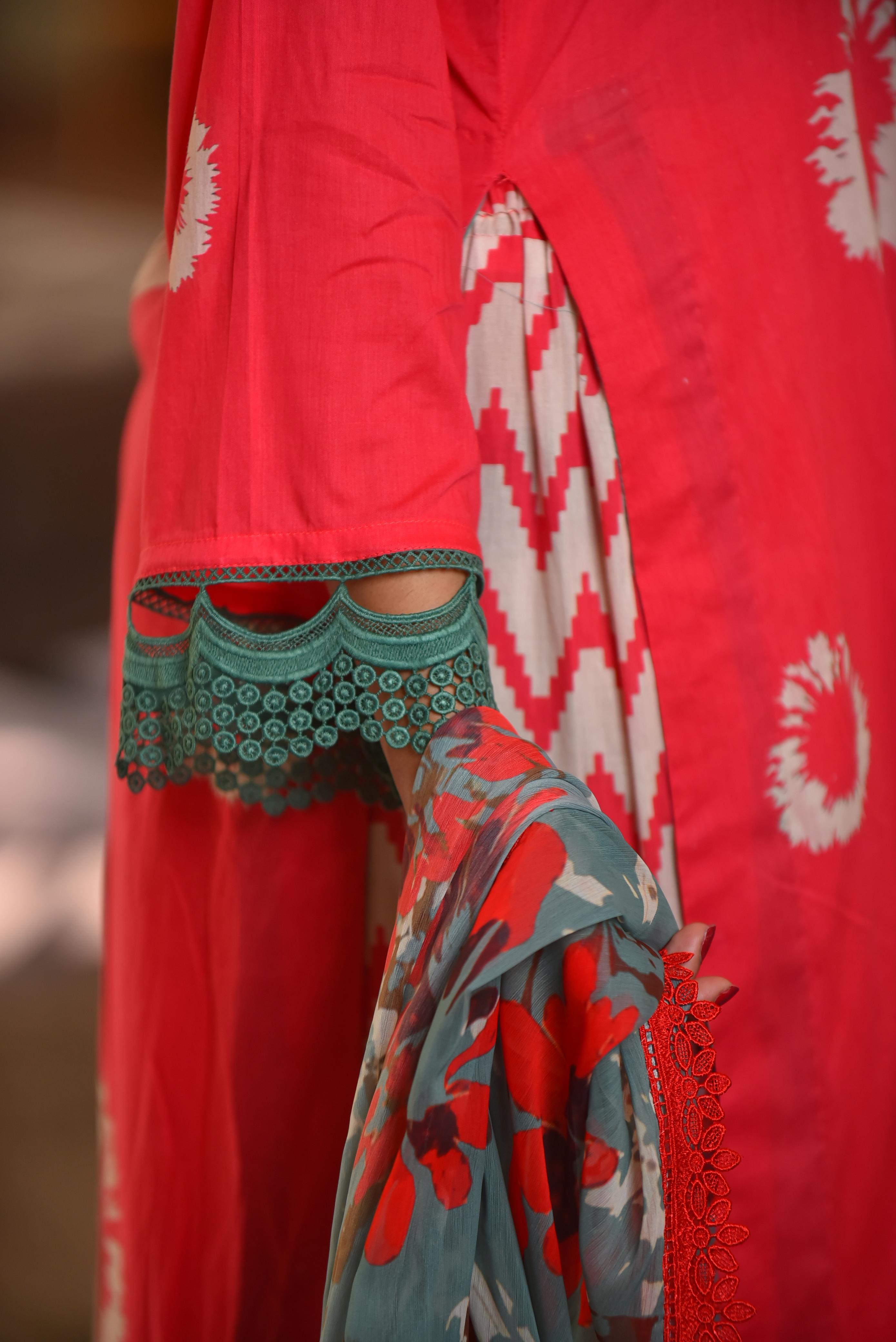 Husan Unstitched (Red 3pc)